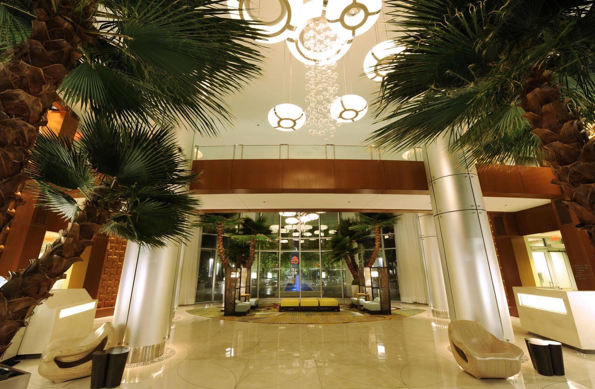 Bay Lake Tower At Disney'S Contemporary Resort Lake Buena Vista Exterior foto